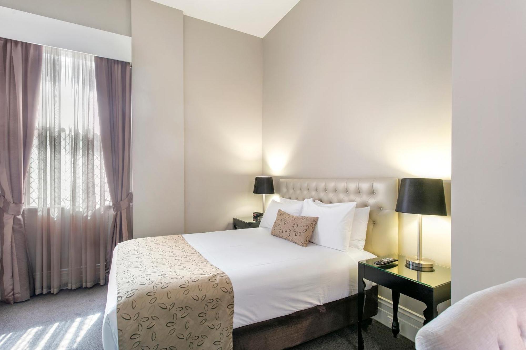 Triple Room One Queen Bed One Single Bed